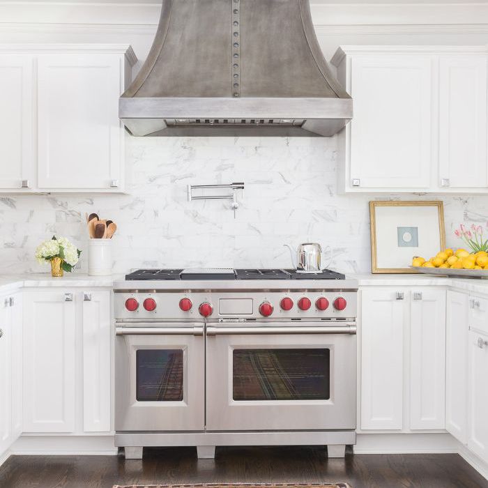 一个整洁的厨房