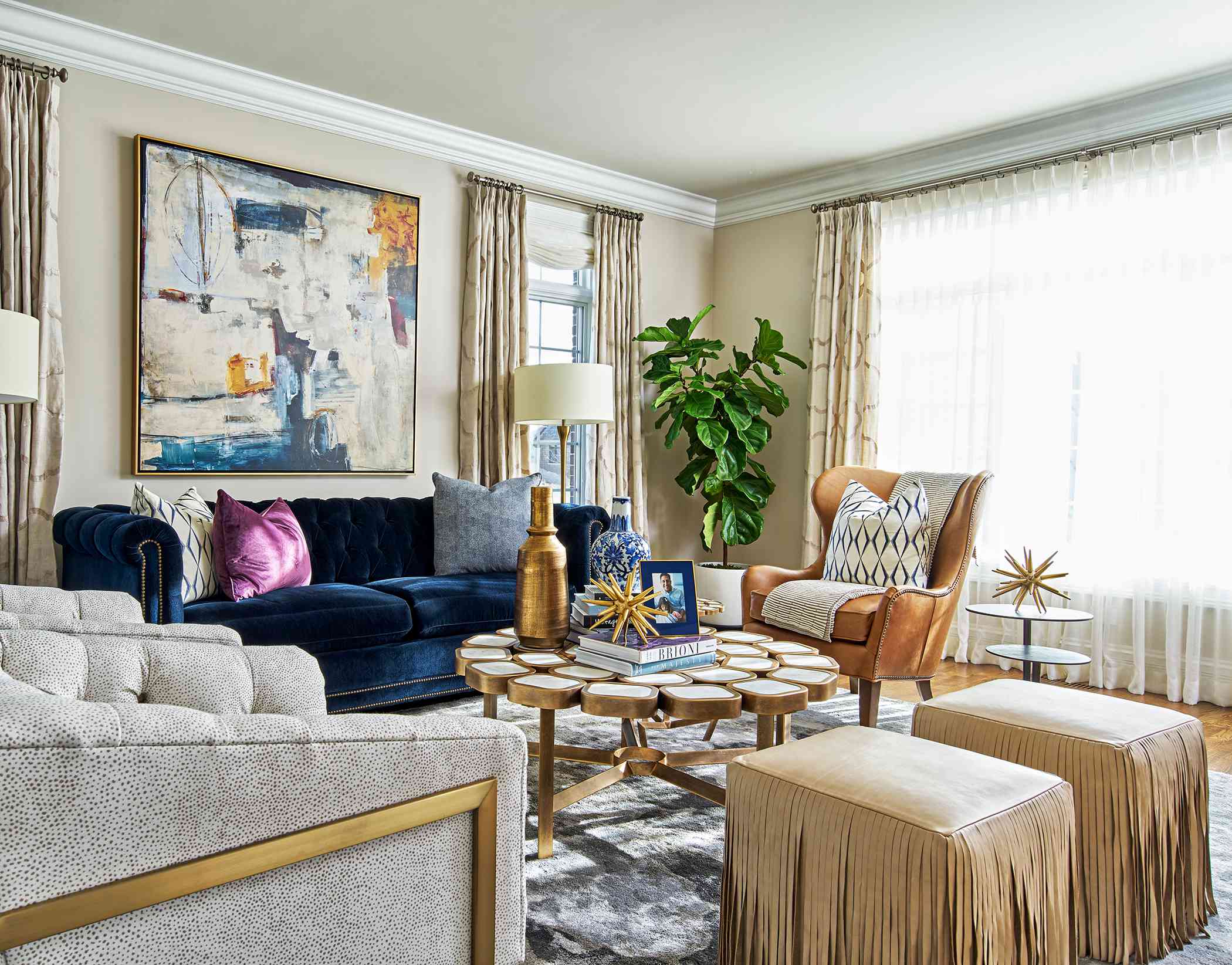 一周的改造 -  Tiffany Brooks Glam Living Room改造