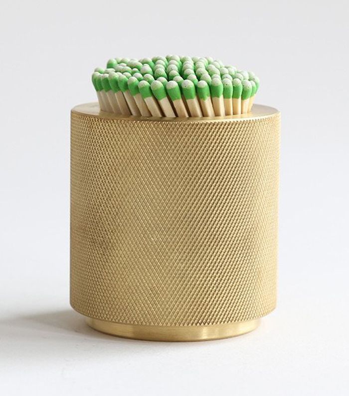 阿德勒公司。黄铜火柴刮刮器”class=