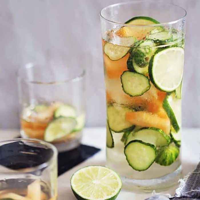 最佳食谱桑格利亚 - 黄瓜，甜瓜白桑格利亚