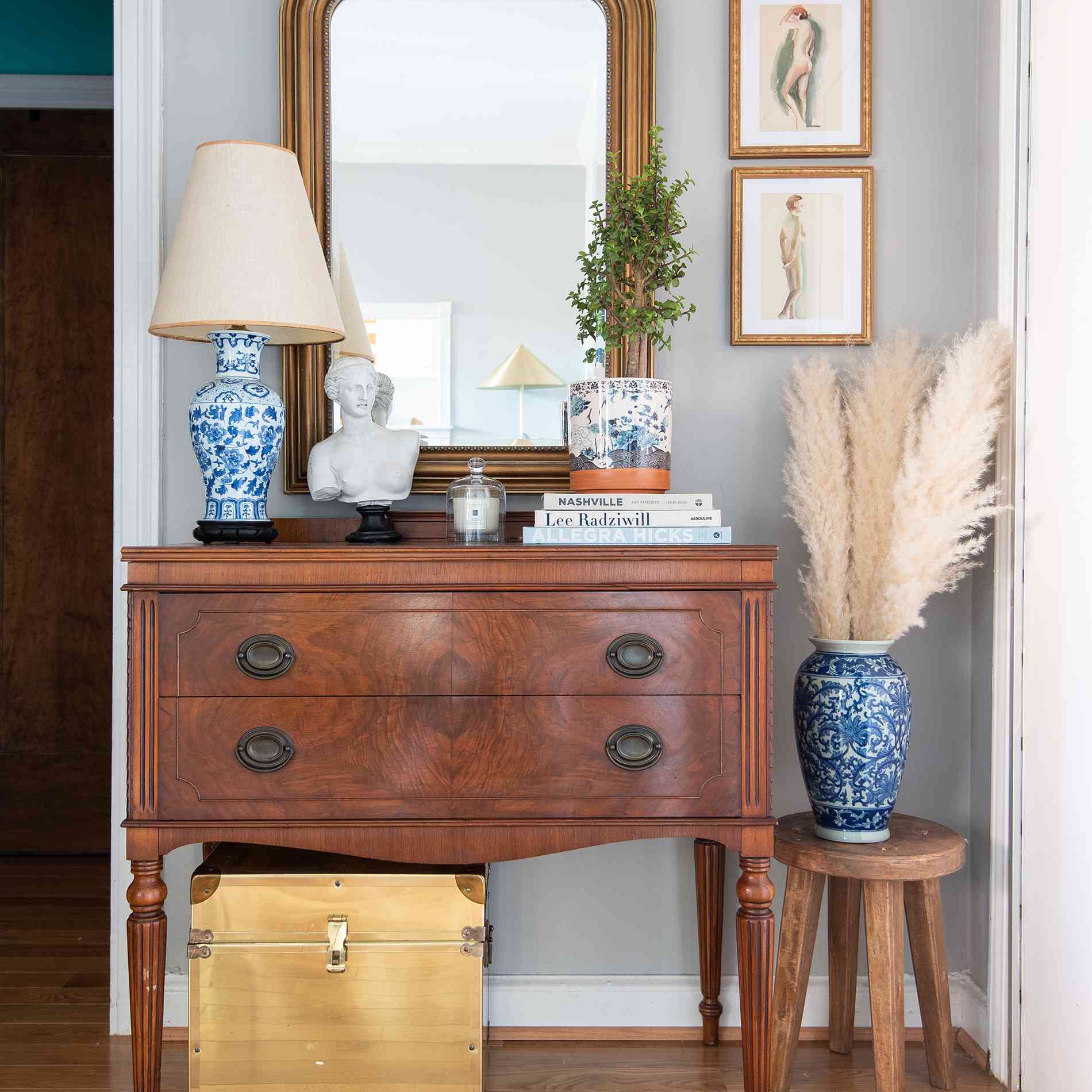 自助餐在入口通道