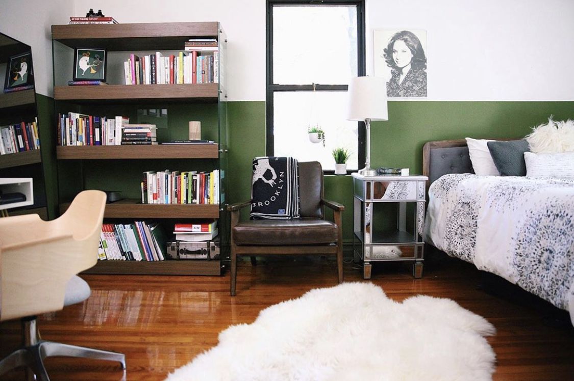 亮绿色的块墙。